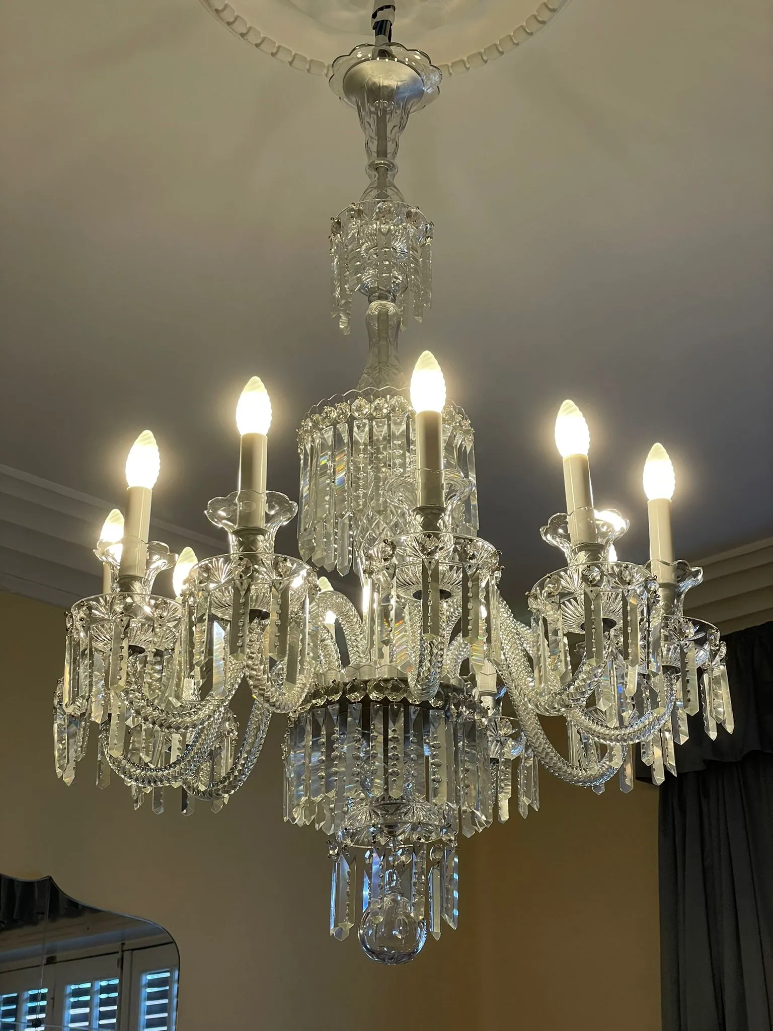 Restauración de lámpara antigua estilo isabelino en Madrid — Lámparas Sixto