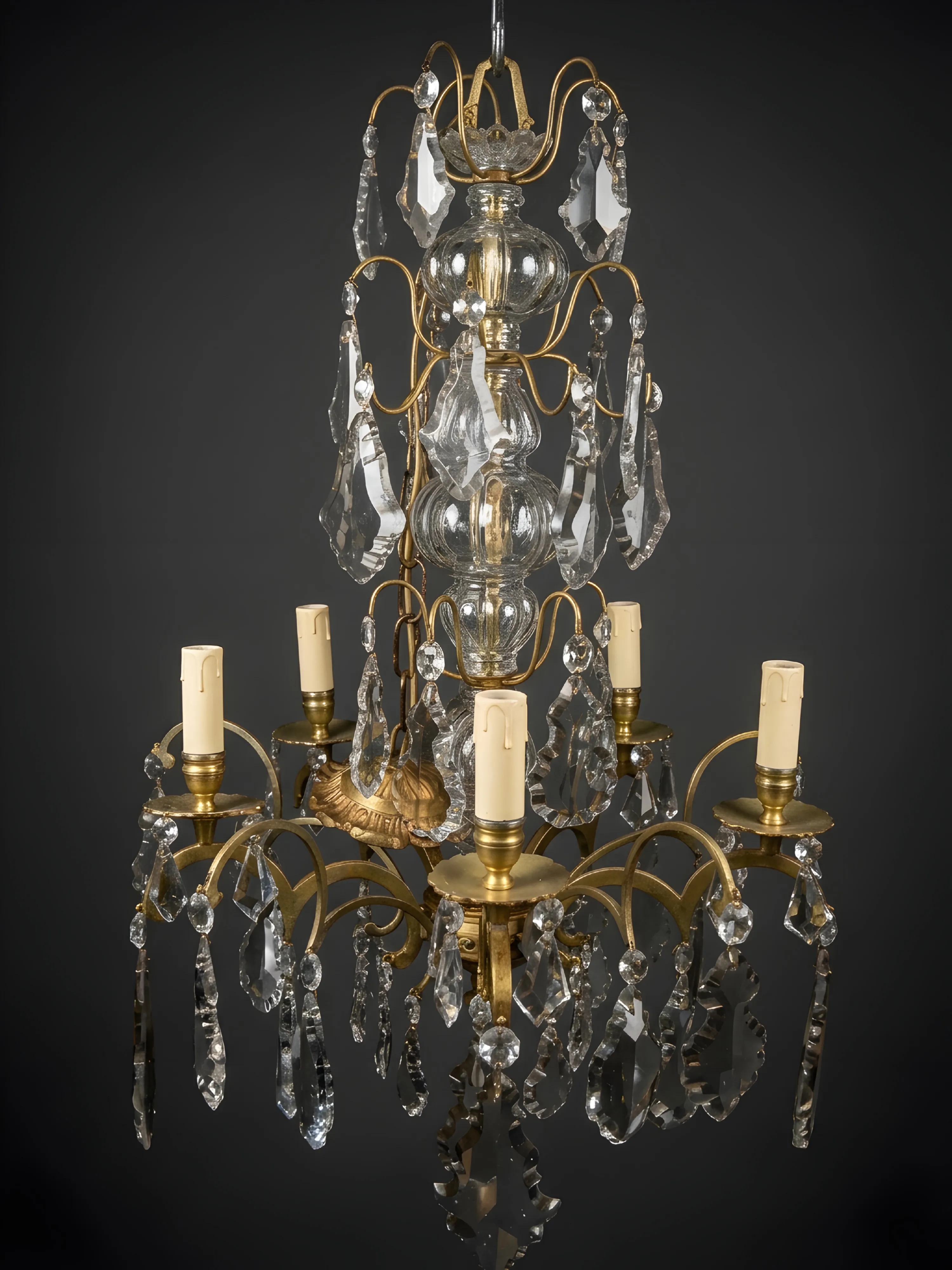 Araña de cristal y latón — después de la restauración